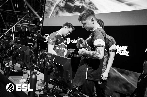 成为了亚马 成为了亚马